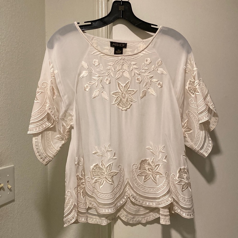 AS BY DF Flutter Top
